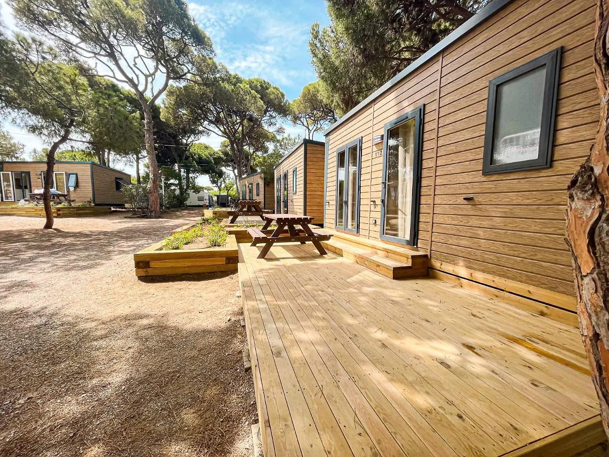 Camping 3 Estrellas Gavà 2*,
