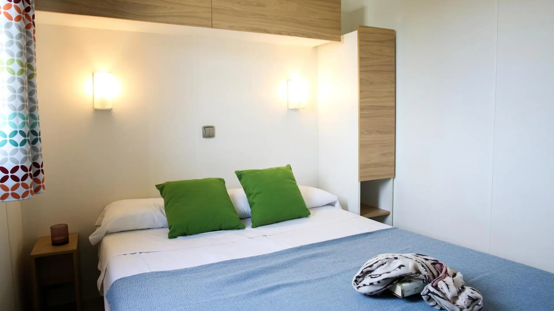 Camping 3 Estrellas Gava 2*,  Spain