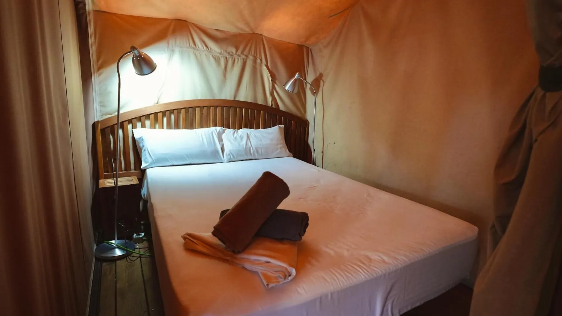 Camping 3 Estrellas Gava