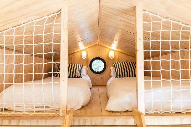 Camping 3 Estrellas Хава