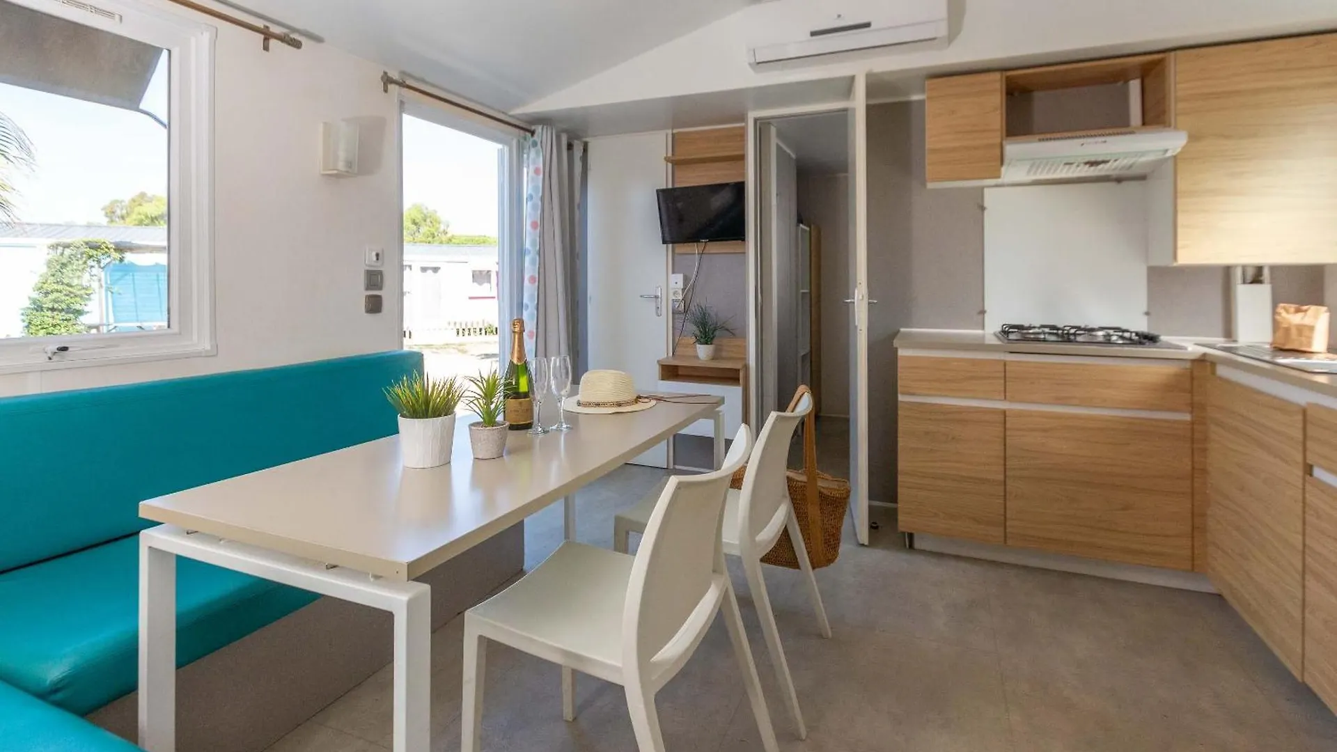 Camping 3 Estrellas Gava Spain