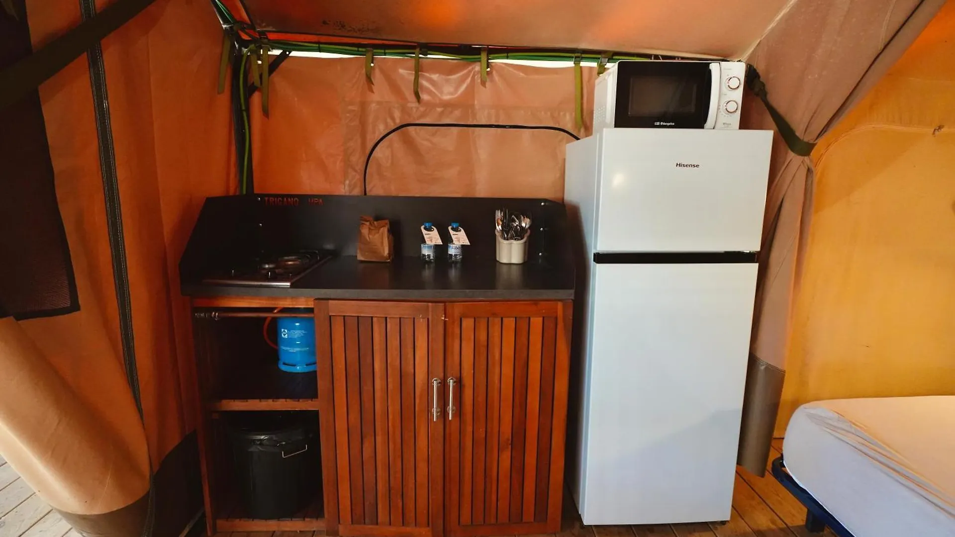 Camping 3 Estrellas Gavà İspanya
